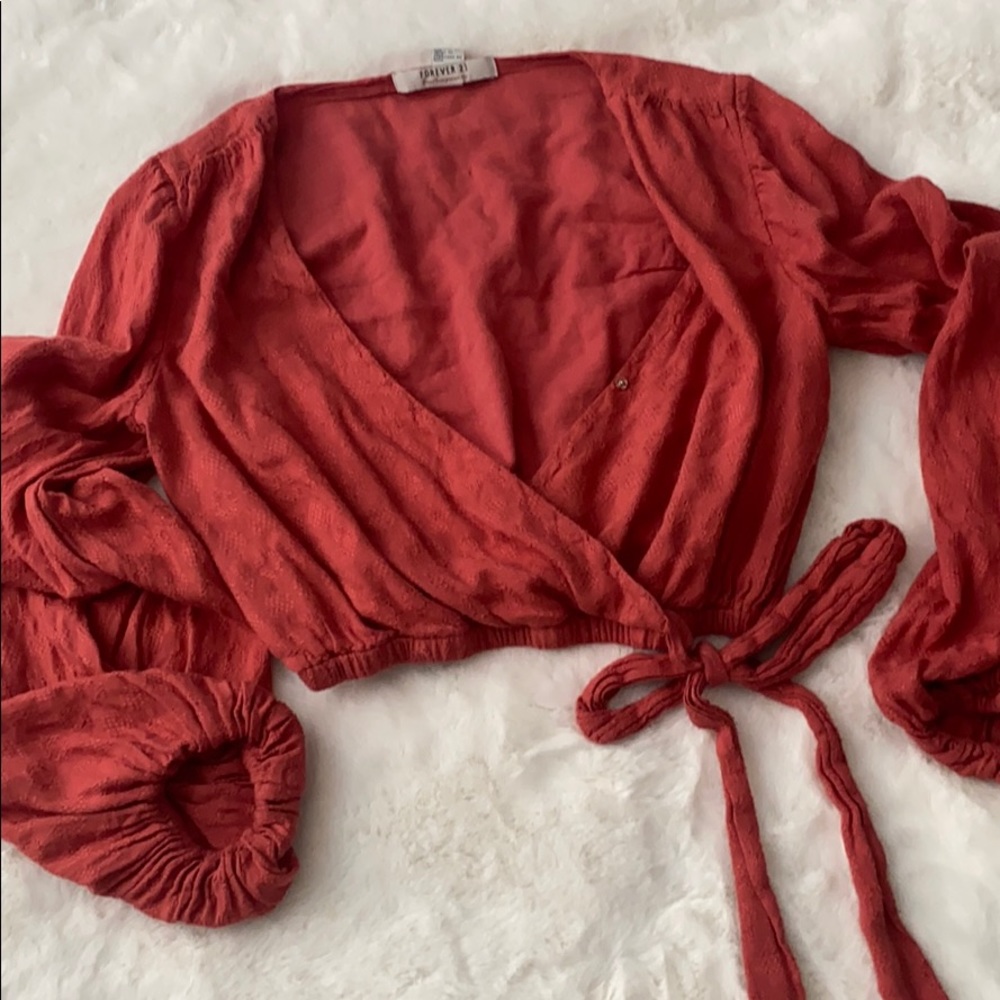 Deep V Nevk crop top